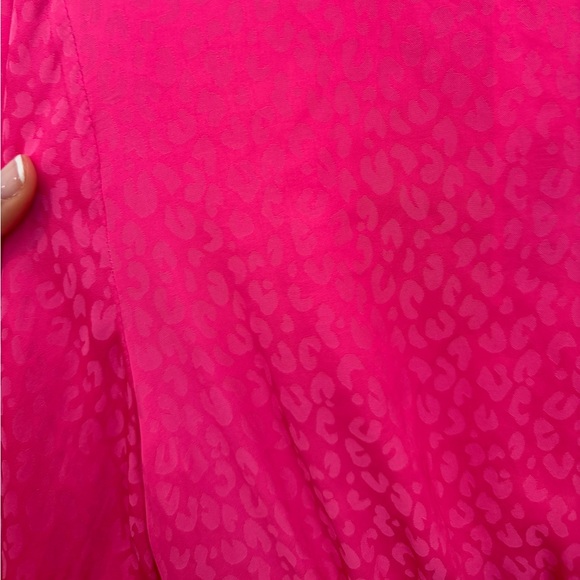 Steve Madden Hot Pink Long-Sleeve Smocked Crop Top - Picture 3 of 6